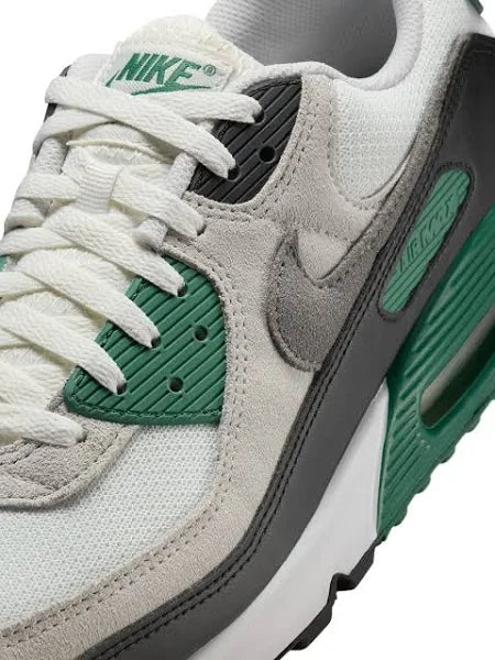 Nike Air Max 90 SE — Retro Running Shoes for Everyday Comfort & Style (6-Month Warranty)